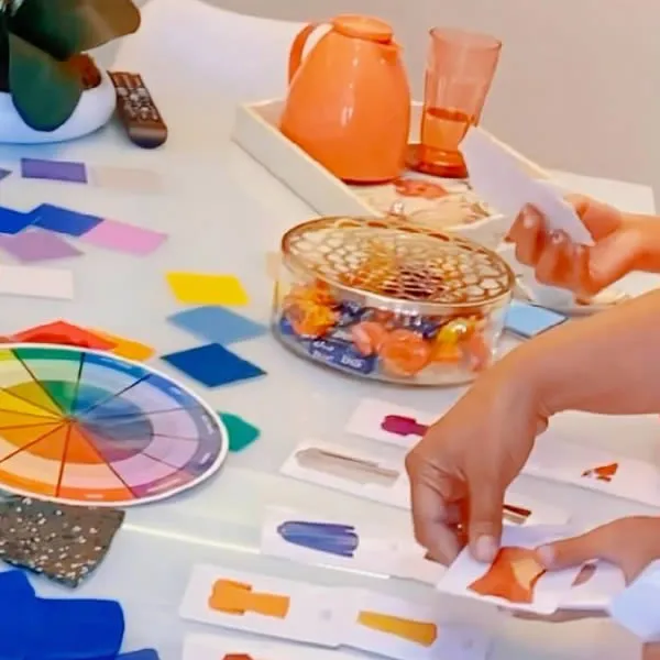 Angela Castro - Consultoria de Valorização do Tipo Físico